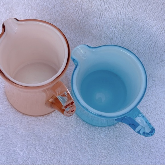 VTG FENTON creamer pitcher set blue & pink overlay EUC displayed no damage 50’s - Picture 4 of 5